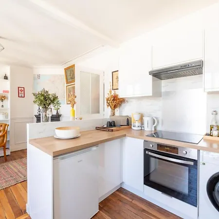 Chic Parisian For 2 Close Montparnasse Apartment